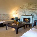 Villa Agia Sofia ένα υπέροχο καταφύγιο στο βουνό *