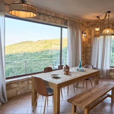 Villa Agia Sofia ένα υπέροχο καταφύγιο στο βουνό