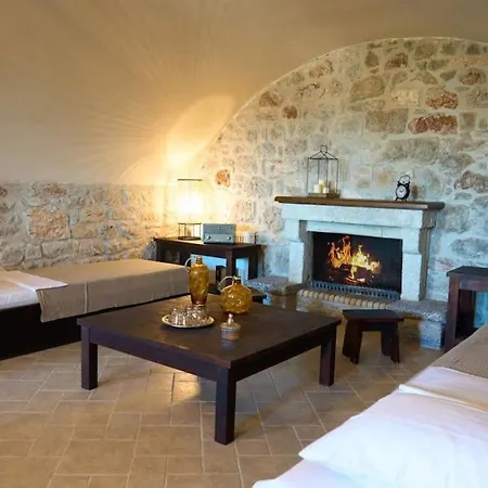 Villa Agia Sofia ένα υπέροχο καταφύγιο στο βουνό *