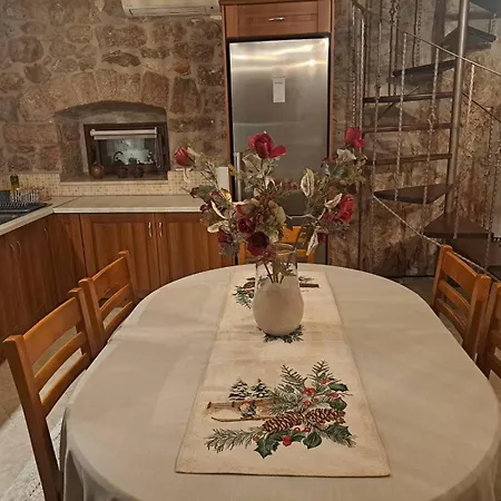 Villa Agia Sofia ένα υπέροχο καταφύγιο στο βουνό *