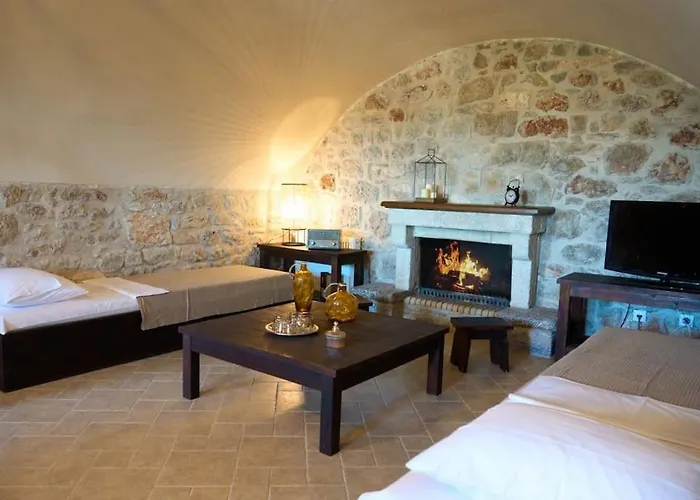 Βίλα Villa Agia Sofia ένα υπέροχο καταφύγιο στο βουνό *