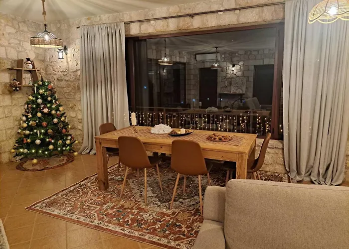 Villa Agia Sofia ένα υπέροχο καταφύγιο στο βουνό Βίλα *