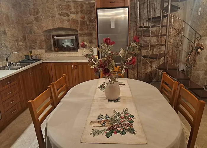 Βίλα Agia Sofia ένα υπέροχο καταφύγιο στο βουνό *